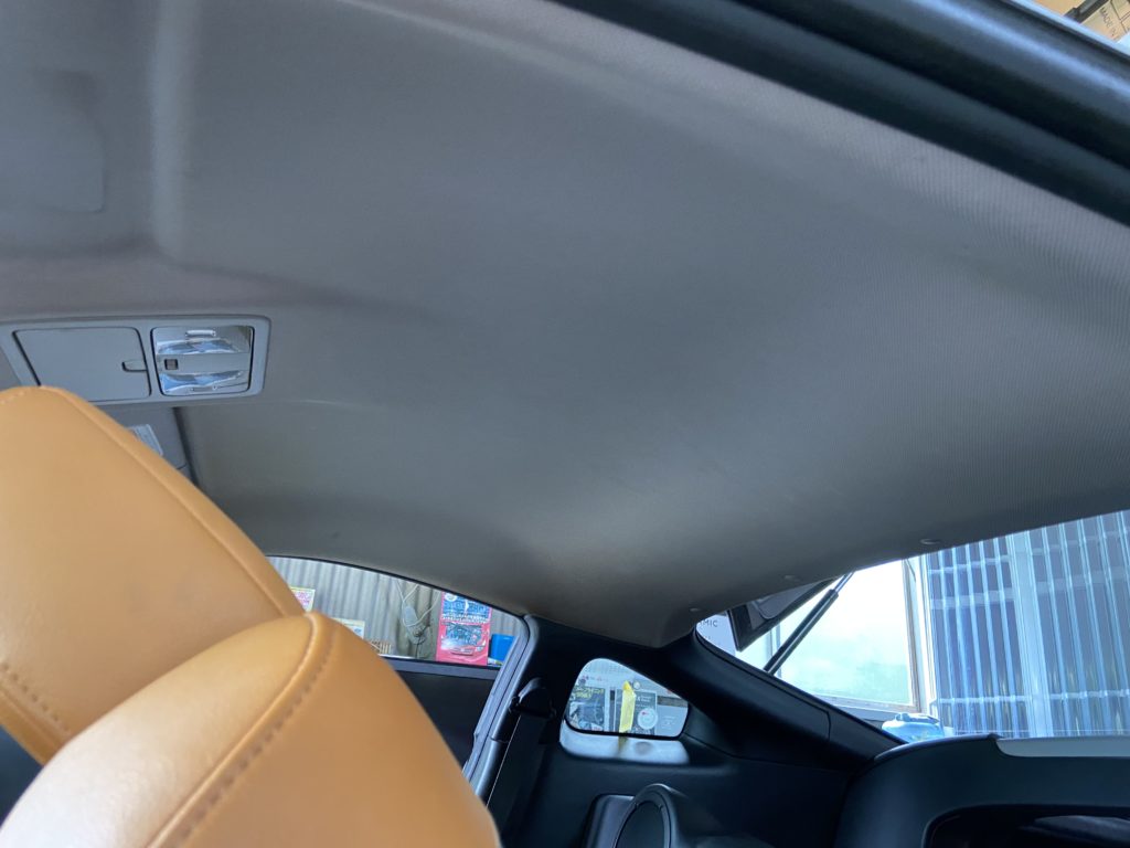 日産　フェアレディZ　ルームクリーニング施工事例のご紹介