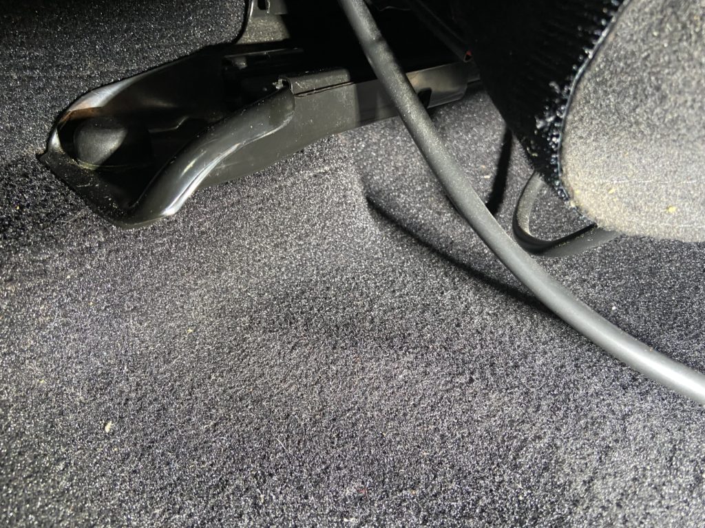 日産　フェアレディZ　ルームクリーニング施工事例のご紹介