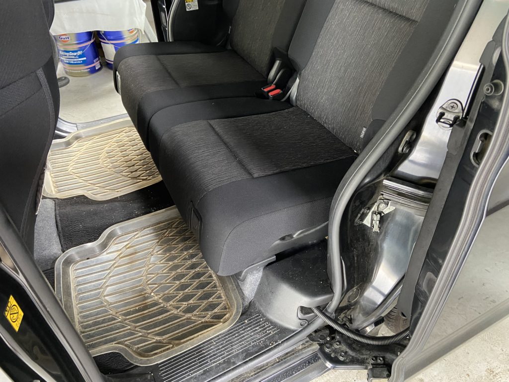 スズキ スペーシアカスタム ルームクリーニング施工事例のご紹介