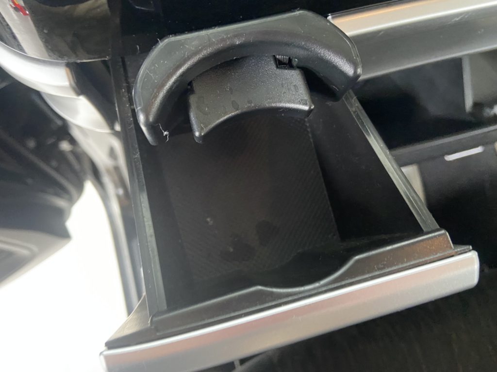 スズキ スペーシアカスタム ルームクリーニング施工事例のご紹介