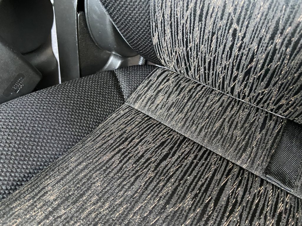 スズキ スペーシアカスタム ルームクリーニング施工事例のご紹介