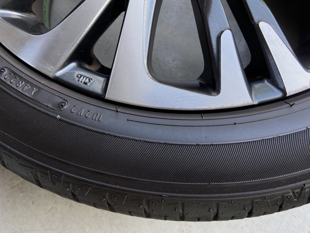 トヨタ　ヤリスクロス　ダイヤモンドカット　ホイールリペア施工事例のご紹介