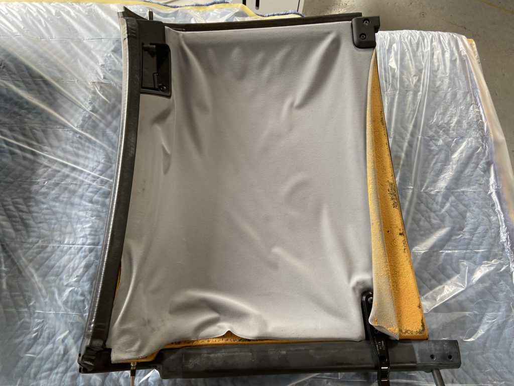 スマート ロードスター 天井張替え作業のご紹介