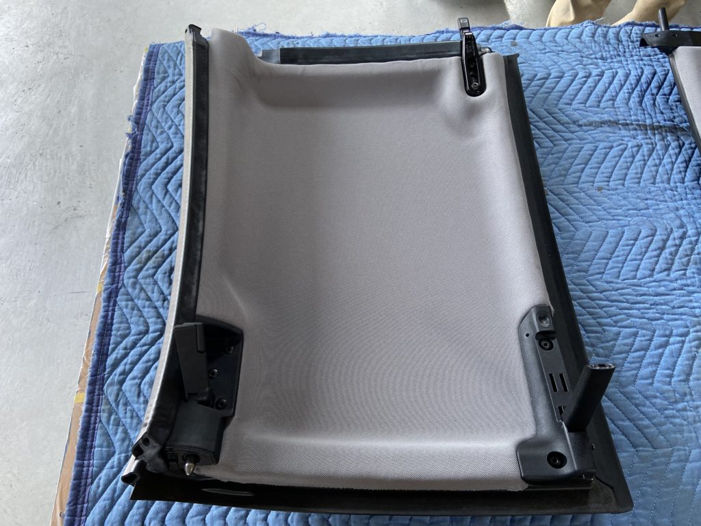 スマート ロードスター 天井張替え作業のご紹介