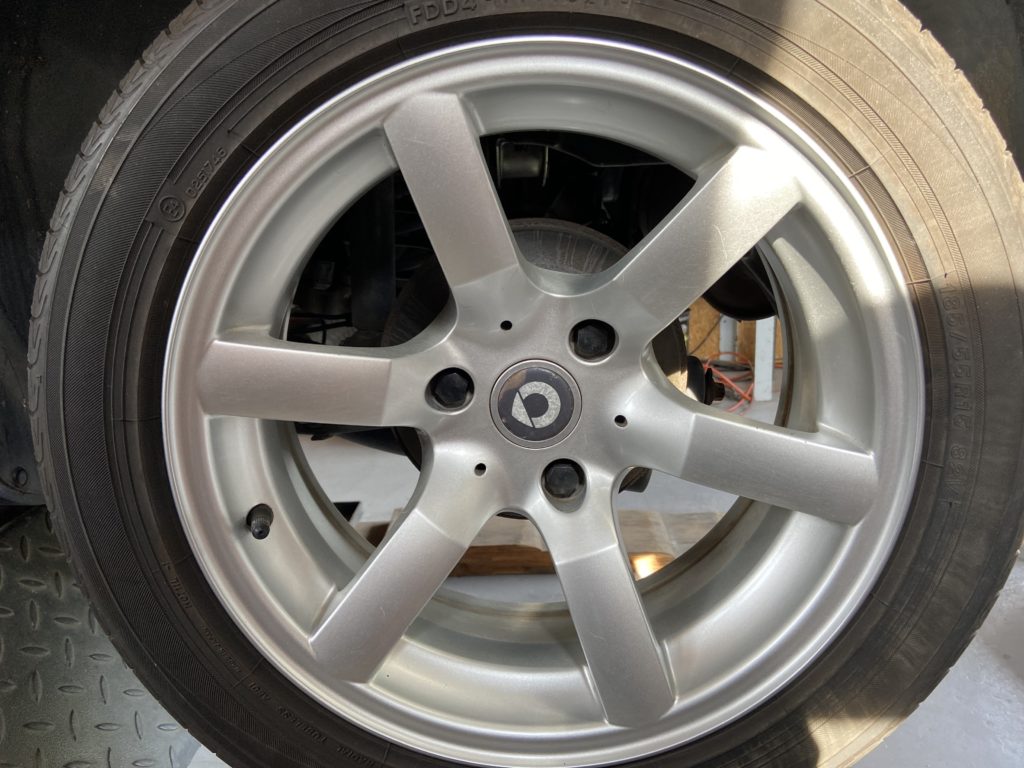 スマート ロードスター ホイールリペア施工事例のご紹介