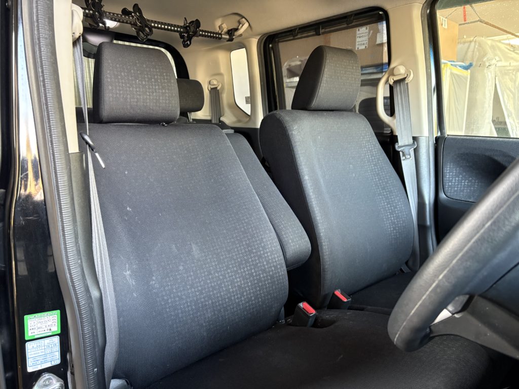 ホンダ　N-BOXカスタム　ルームクリーニング施工事例のご紹介