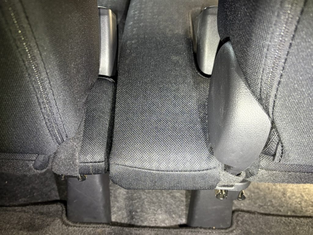 ホンダ　N-BOXカスタム　ルームクリーニング施工事例のご紹介