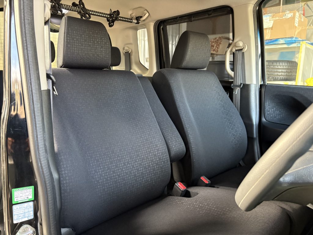 ホンダ　N-BOXカスタム　ルームクリーニング施工事例のご紹介