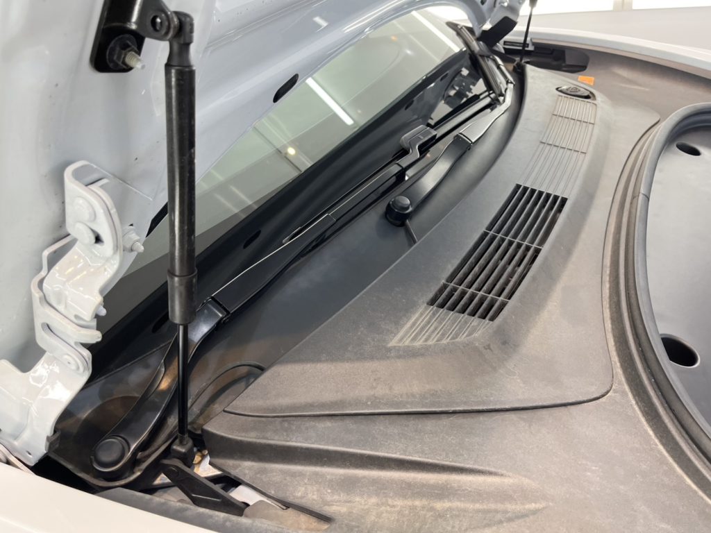 テスラ モデル3 FEYNLABコーティング CERAMIC by Paul Dalton コーティング施工事例のご紹介。