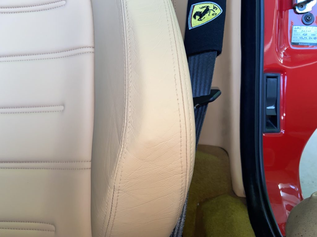 フェラーリ　F430スパイダー　レザーシートリペア施工事例のご紹介