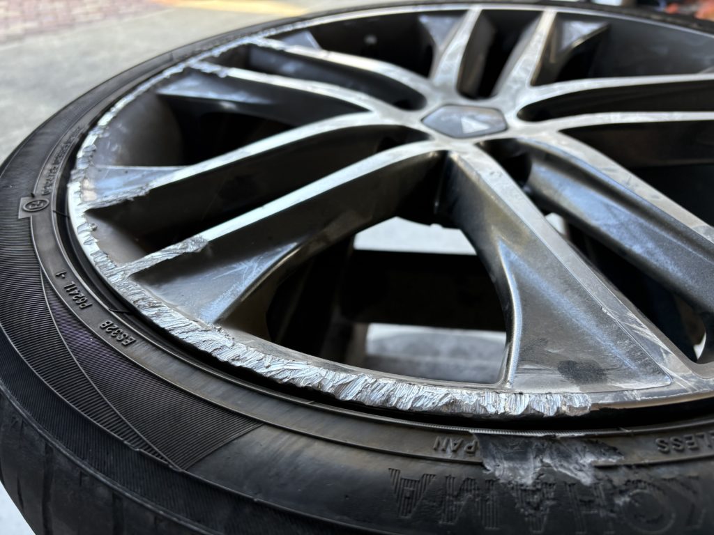 モデリスタ　ホイールリペア施工事例のご紹介