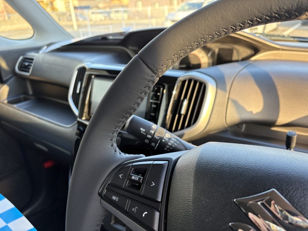 スズキ　ソリオ　ステアリングリペア施工事例のご紹介