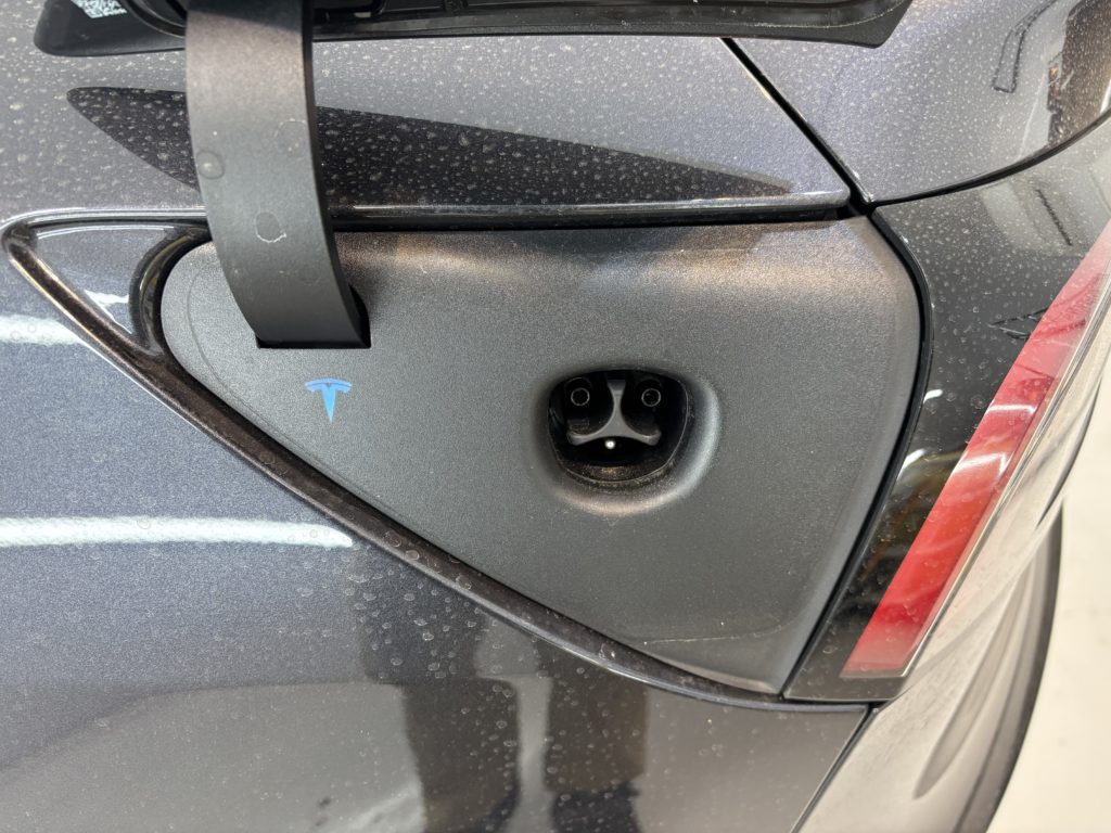 テスラ モデル3 FEYNLABコーティング CERAMIC by Paul Dalton コーティング施工事例のご紹介。