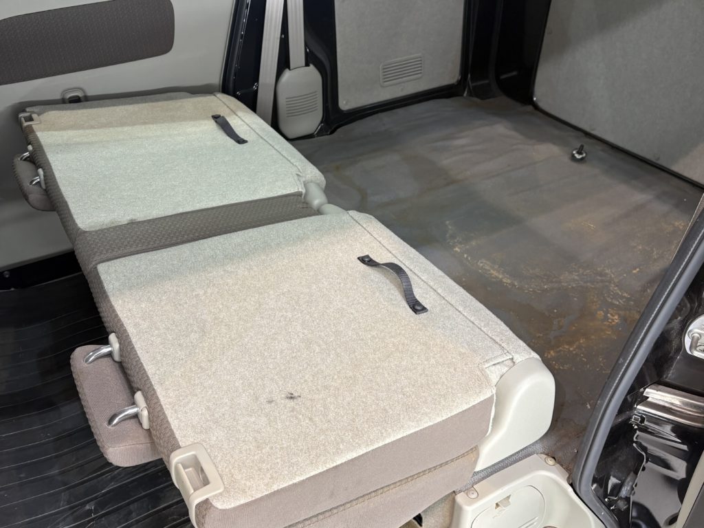 スズキ　エブリイ　ルームクリーニング施工事例のご紹介