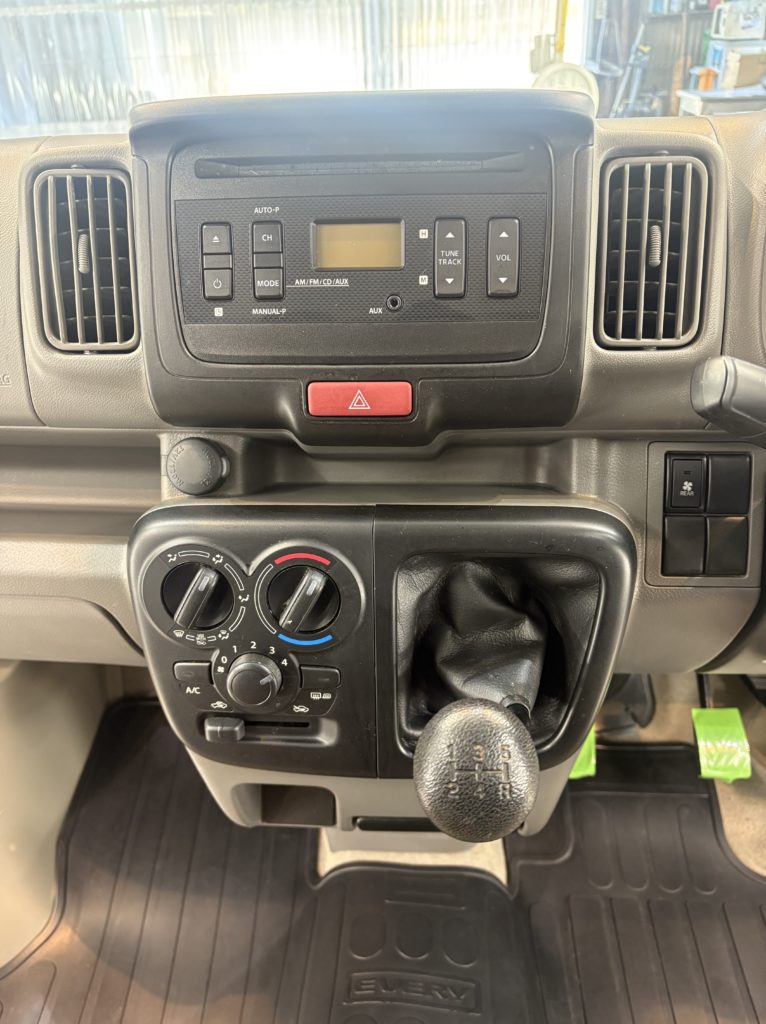 スズキ　エブリイ　ルームクリーニング施工事例のご紹介