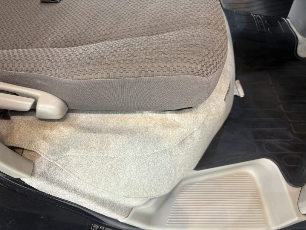 スズキ　エブリイ　ルームクリーニング施工事例のご紹介