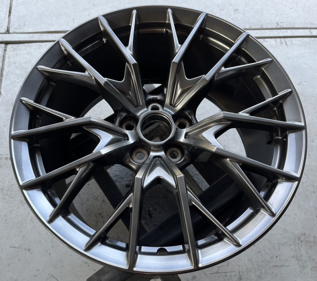 レクサス　ホイールリペア施工事例のご紹介